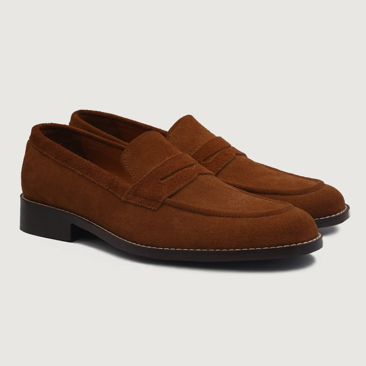 Baxton Коричневый Suede Кожаные лоферы для Мужчин For Men in Brown Goatskin Suede - Вид сбоку | Купить в официальном онлайн-магазине