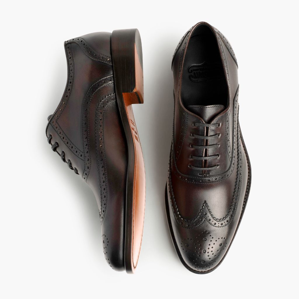 Aviator Chocolate Кожаные лоферы для Мужчин - Вид сбоку, демонстрирующий эргономичный крой рукава