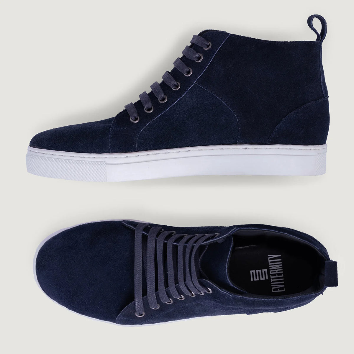 High-Traction Rubber Outsole & Lug Tread Pattern on Marty High Top Синий Suede Кожаные кеды для Мужчин For Men