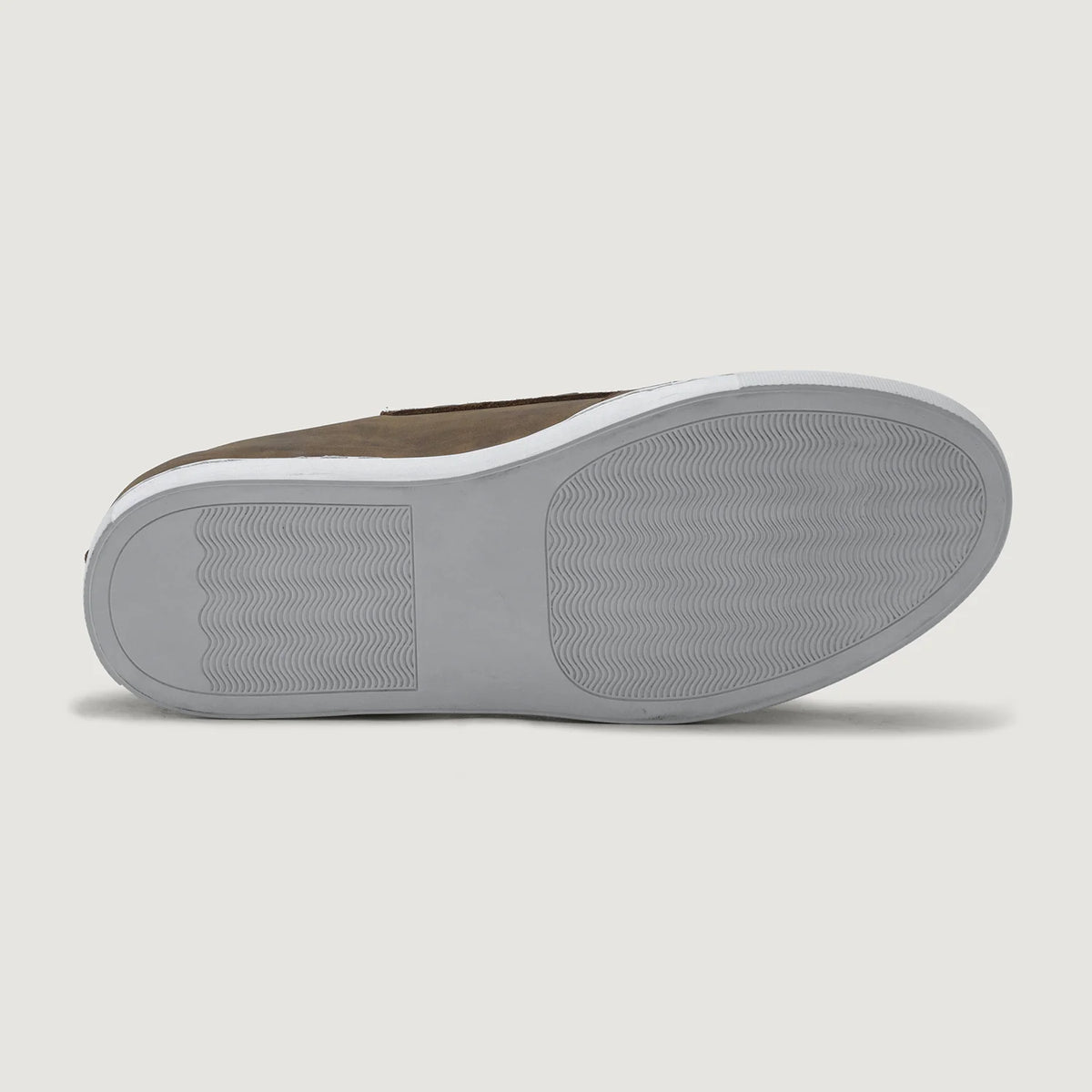 High-Traction Rubber Outsole & Lug Tread Pattern on Murphy Low Top Burnt Copper Pullup Кожаные кеды для Мужчин For Men