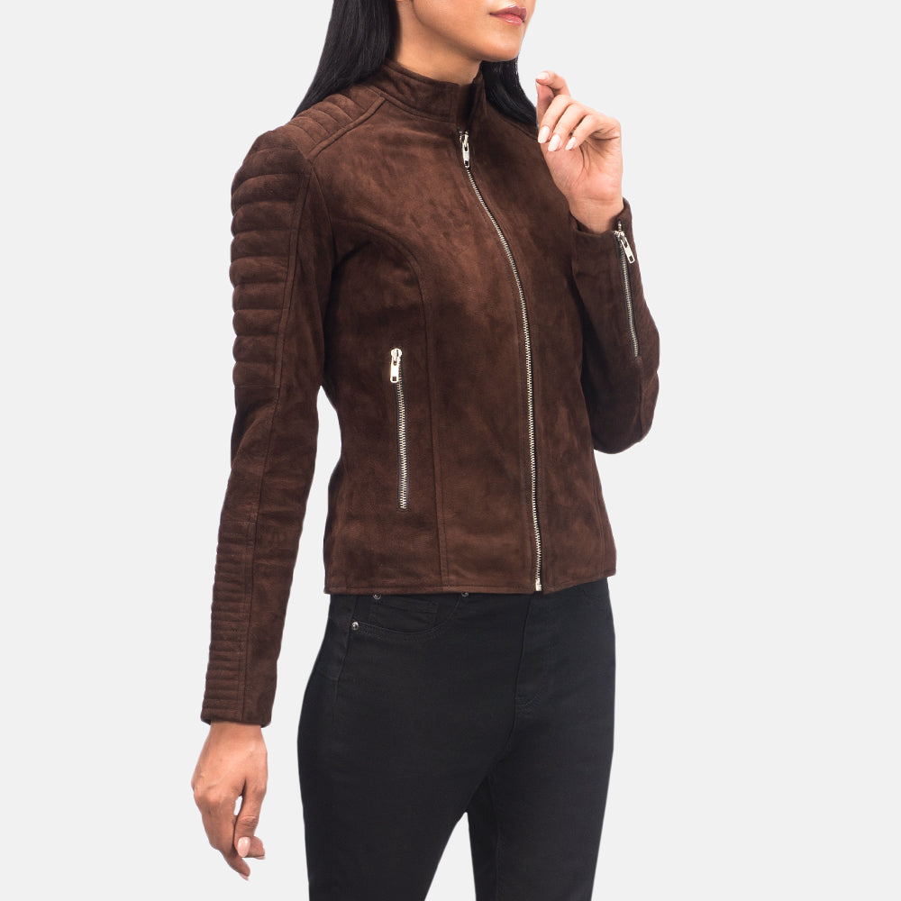 
Adalyn Стеганый Mocha Suede Кожаная куртка-косуха для Женщин - Вид сбоку, демонстрирующий эргономичный крой рукава