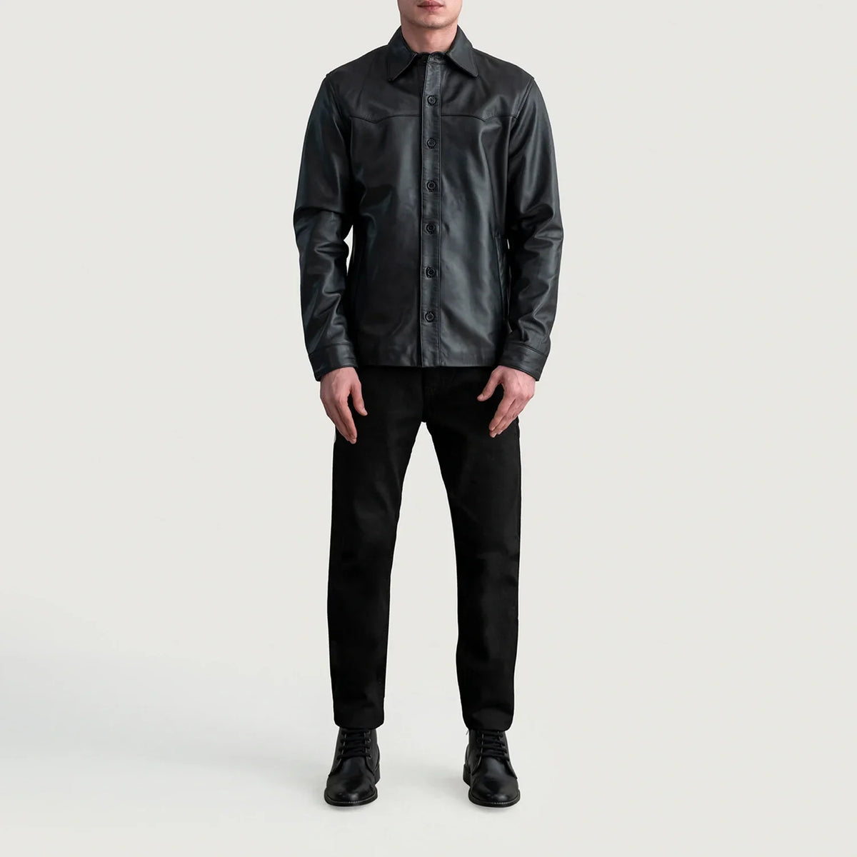 
Крупный план деталей of Shirt & Buttons Hardware on Bronco Черный Leather Shirt для Мужчин
