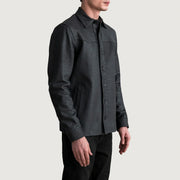 
Tumbled Black Sheepskin leather Jacket - Вид сзади, подчеркивающий посадку по плечам и ровный край