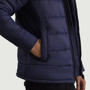 
Вид подкладки Showing Quilted Viscose Lining & Два функциональных внутренних кармана