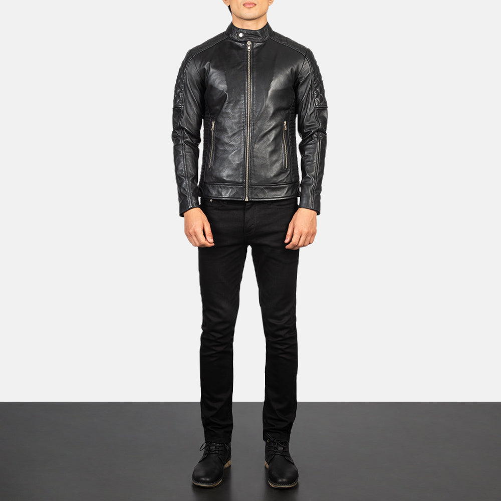 
Fernando Quilted Brown Suede Biker Jacket - Вид сбоку, демонстрирующий эргономичный крой рукава