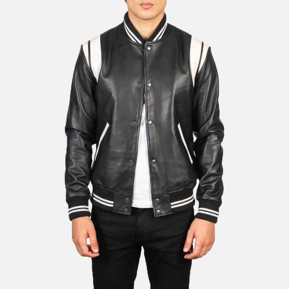 
Dantee Black Leather Varsity Jacket in Black & White Sheepskin Leather - Вид спереди и приталенный силуэт | Купить в официальном онлайн-магазине