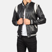 
Вид подкладки Showing Quilted Polyester Lining & Два функциональных внутренних кармана