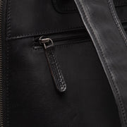 
Вид подкладки Showing Dedicated Padded Laptop Sleeve & Multi-Compartment Organization