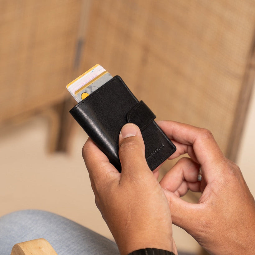 Hannover Full-Grain Leather Card Holder женская