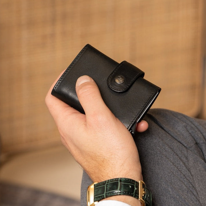 Larino Full-Grain Leather Card Holder женская