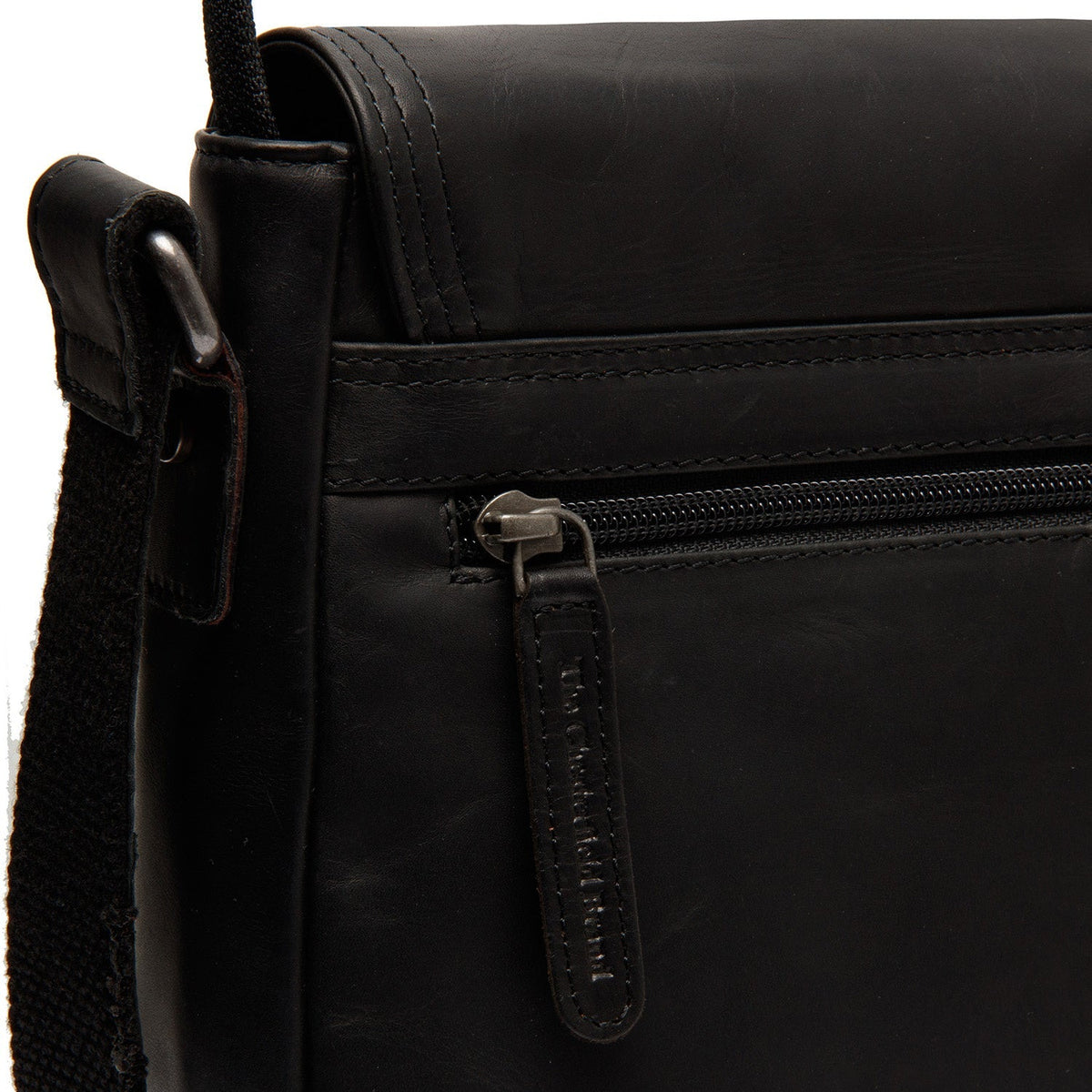 
Вид подкладки Showing Dedicated Padded Laptop Sleeve & Multi-Compartment Organization