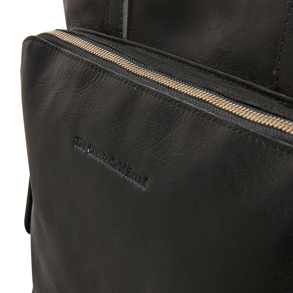 
Solid Antique Brass Hardware & Heavy-Duty Dual Zipper Detail on Alicante Цельнозерновая кожа Shopper для Женщин