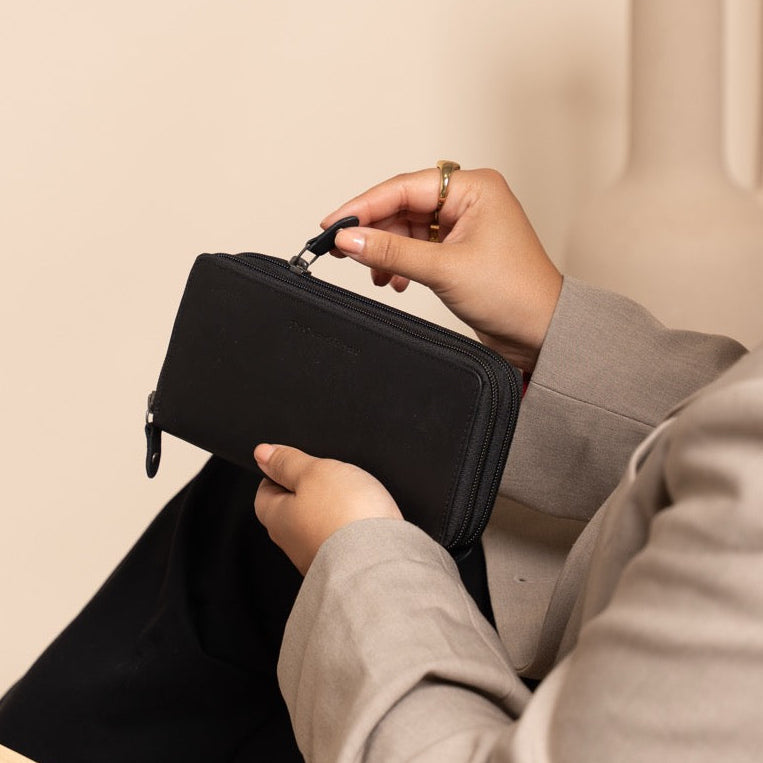 Hadley Full-Grain Leather Wallet женская
