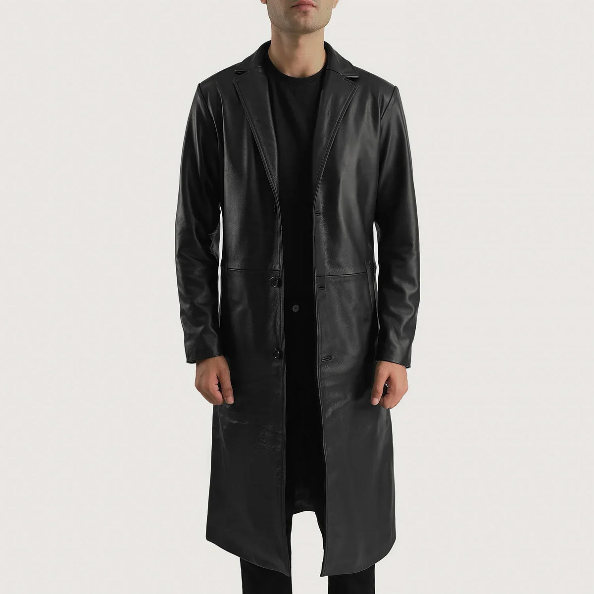 
Mateo Black Leather Single Breasted Coat in Black Cowhide Leather - Вид спереди и приталенный силуэт | Купить в официальном онлайн-магазине