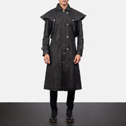 
Maverick Черный Leather Duster для Мужчин in Distressed Black Sheepskin Snuffed - Вид спереди и приталенный силуэт | Купить в официальном онлайн-магазине