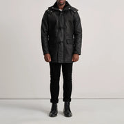 
Nolan Black Snuffed Leather Duffle Coat - Вид сбоку, демонстрирующий эргономичный крой рукава