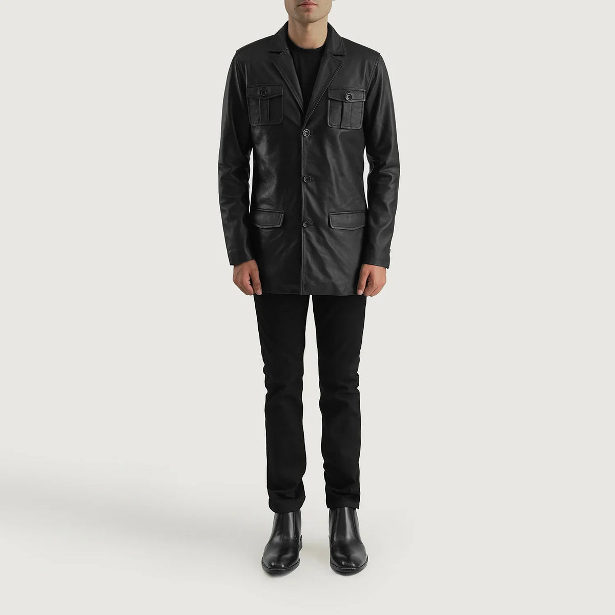 
Ray Cutler Black Leather Blazer - Вид сбоку, демонстрирующий эргономичный крой рукава