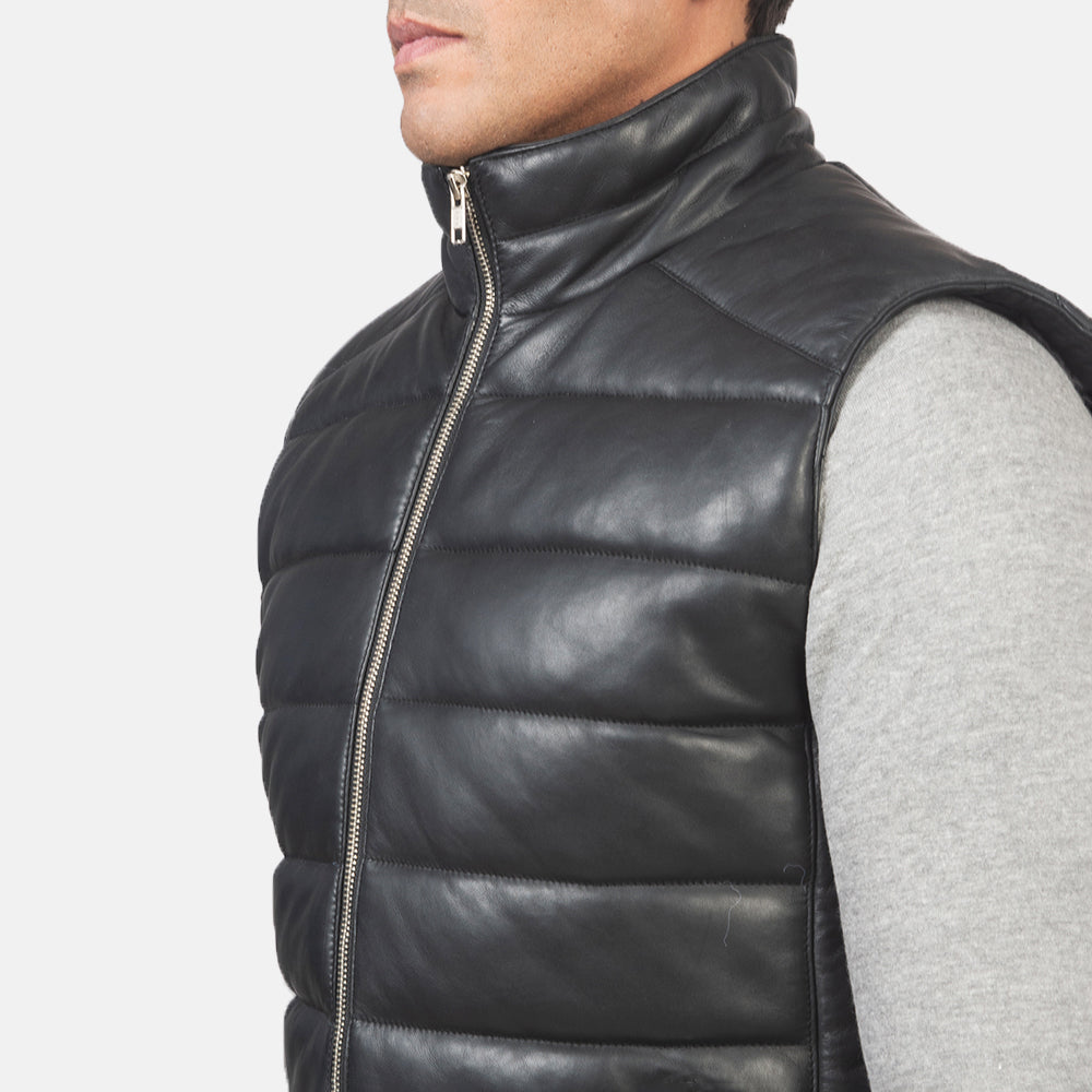 
Вид подкладки Showing Quilted Polyester Lining & Два функциональных внутренних кармана