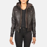 
Roslyn Brown Hooded Leather Bomber Jacket in Brown Sheepskin Leather - Вид спереди и приталенный силуэт | Купить в официальном онлайн-магазине
