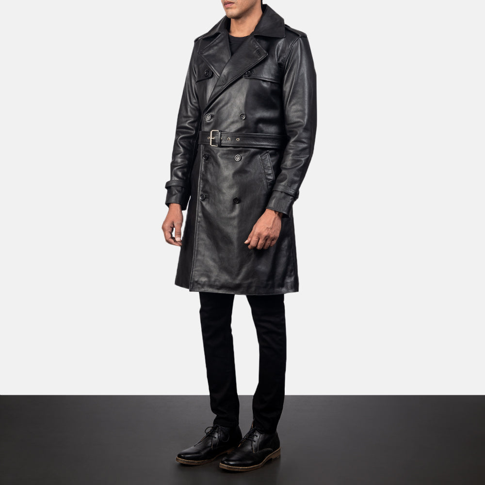 
Black Cowhide Leather Trench Coat - Вид сзади, подчеркивающий посадку по плечам и ровный край
