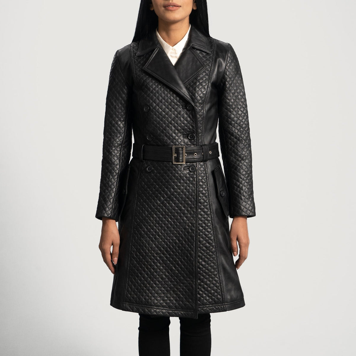 
Sweet Susan Черный Кожаный тренчкот для Женщин in Black Sheepskin Leather - Вид спереди и приталенный силуэт | Купить в официальном онлайн-магазине