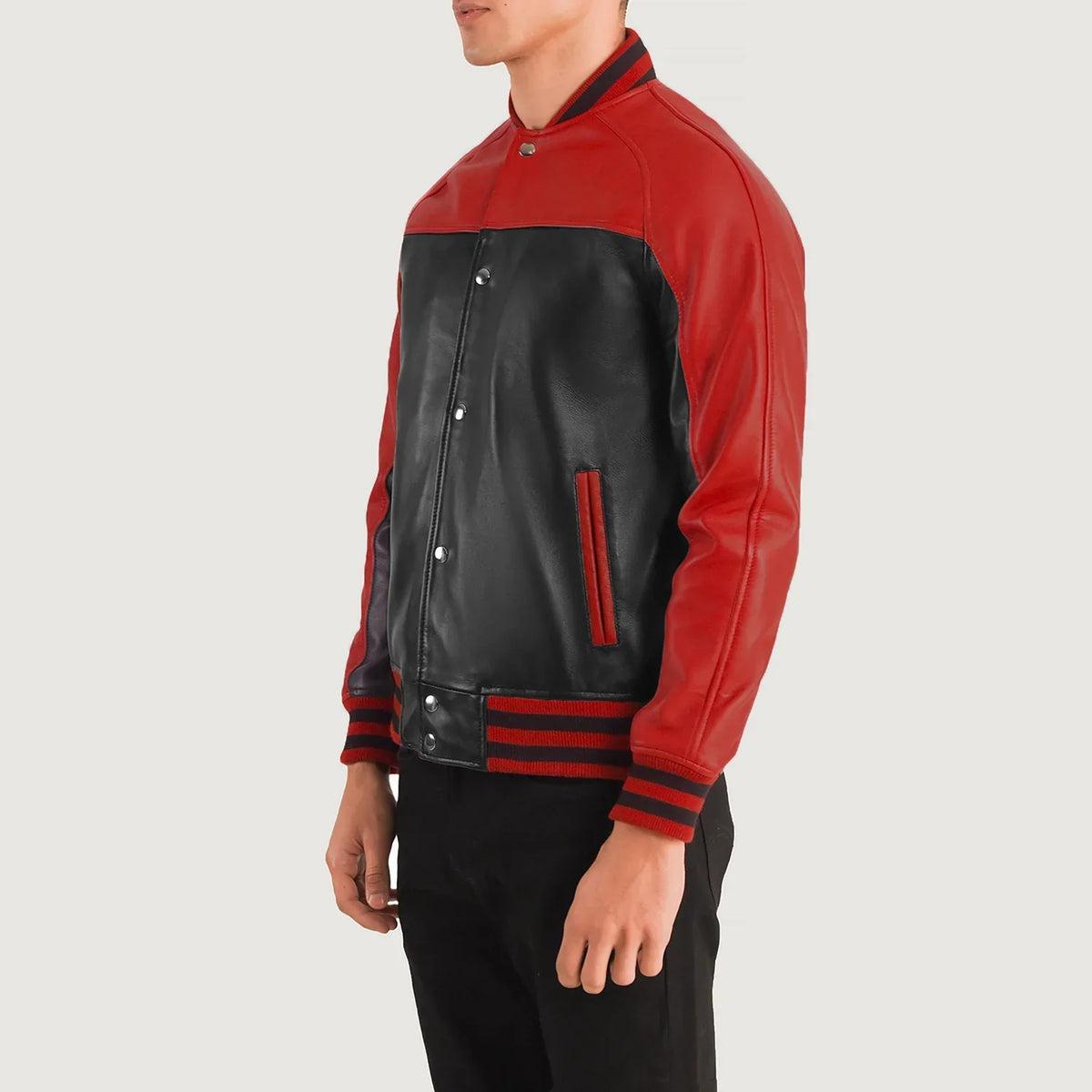 
Terrance Черный Varsity Кожаная куртка для Мужчин - Natural Daylight Drape