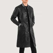 
Wilde Черный Leather Varsity Кожаное пальто для Мужчин - Вид сбоку, демонстрирующий эргономичный крой рукава