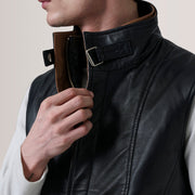 
Вид подкладки Showing Quilted Polyester Lining & Два функциональных внутренних кармана