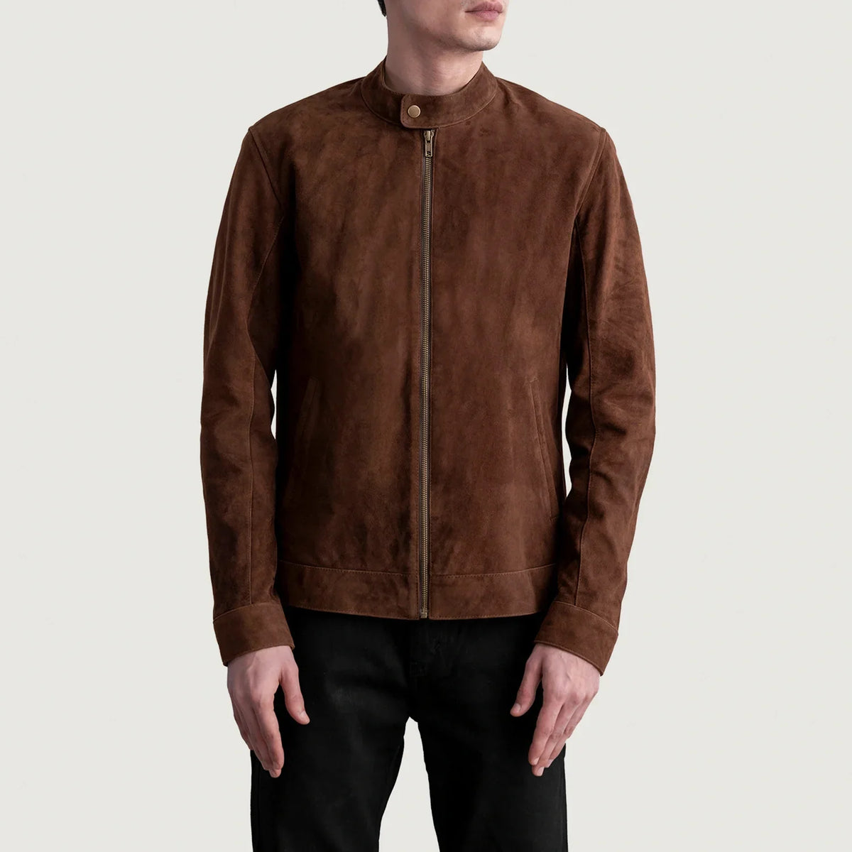 
Zen Коричневый Suede Кожаная куртка-косуха для Мужчин - Вид сбоку, демонстрирующий эргономичный крой рукава